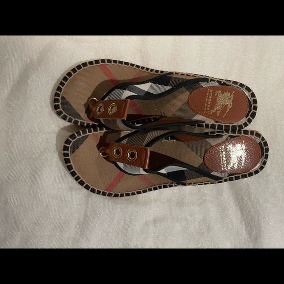 Burberry Leather Textile Espadrille - Picture 6 of 6